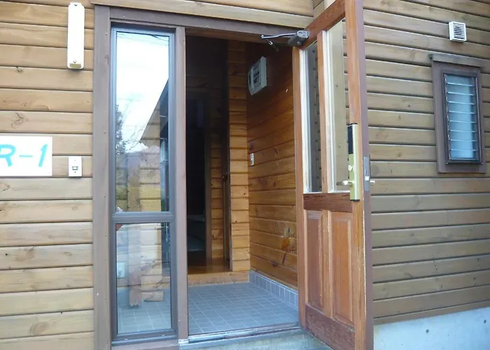 Hakuba Happo Log Chalets